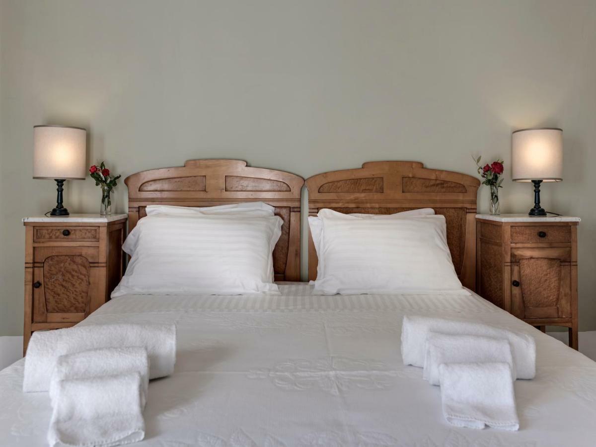 Tenuta Di Capezzana Bed & Breakfast Seano Exterior photo